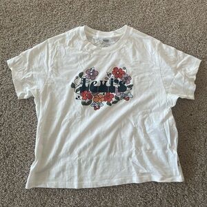 Floral Levi’s t shirt